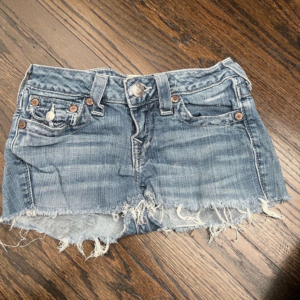 Cut off true religion shorts size 25